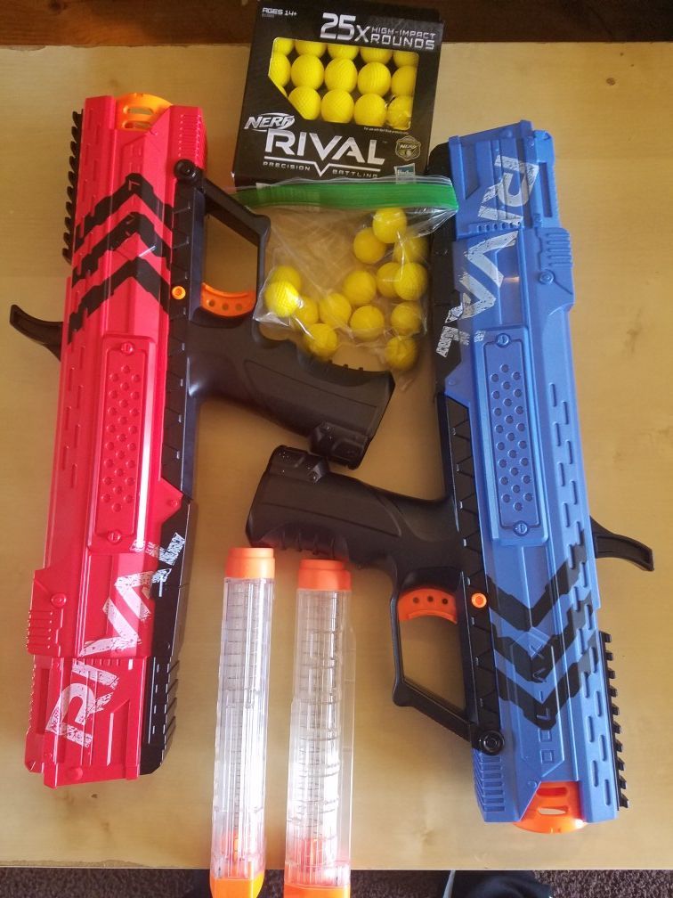 Nerf Rival Apollo XV-700 (Blue & Red)