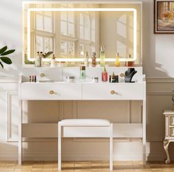 White Vanity Table Set with LED Mirror and Stool  NEW IN BOX