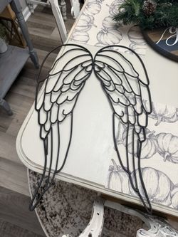 Metal Angel Wings Decor