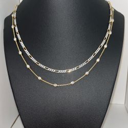 18 INCH TWO TONED MOONCUT BEAD NECKLACE & FIGARO CHAIN