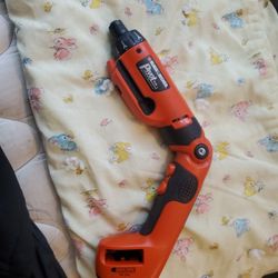 Black & Decker pd600 6V PivotPlus Rechargeable Drill-Screwdriver