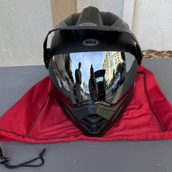 Bell Off‑Road/Dual‑Sport Motorcycle Helmet XXL DOT w/Visor & Wired Mic