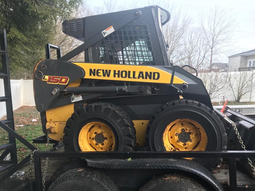 2008 new holland L'150 5.0 liters 4 cylinders diesel 2 speed hours 20248 new rims ac and hot system in perfect condition ready to work only the machi