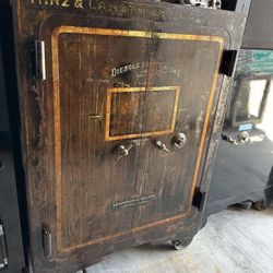 Gun Safe Antique Vintage Fire Security Heavy American Made Usa Steel Metal Rare collectible