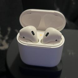 AirPods