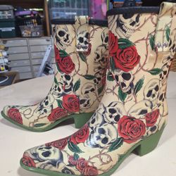 Nomad Boots. Women 