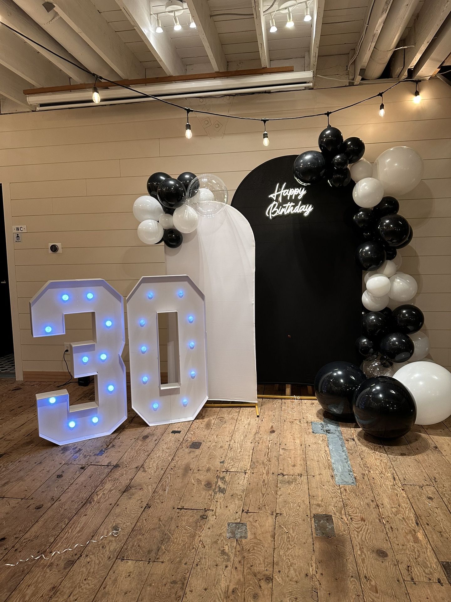 Number sign 30