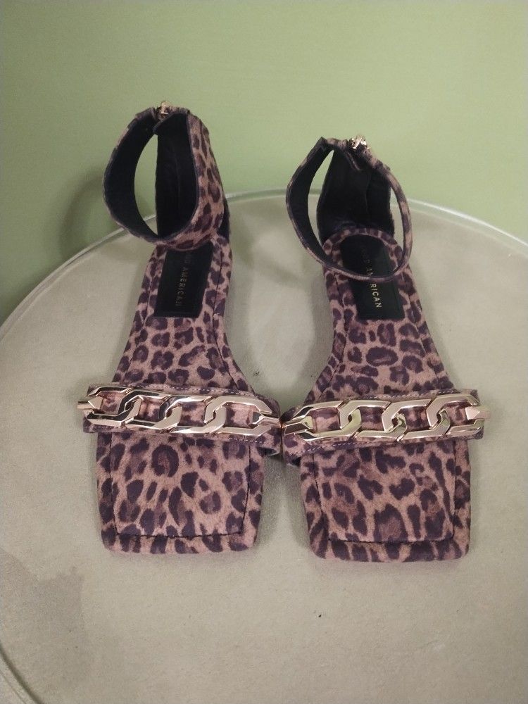 Good American Women's Leopard Print Flat