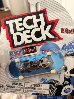Tech deck finger skateboards