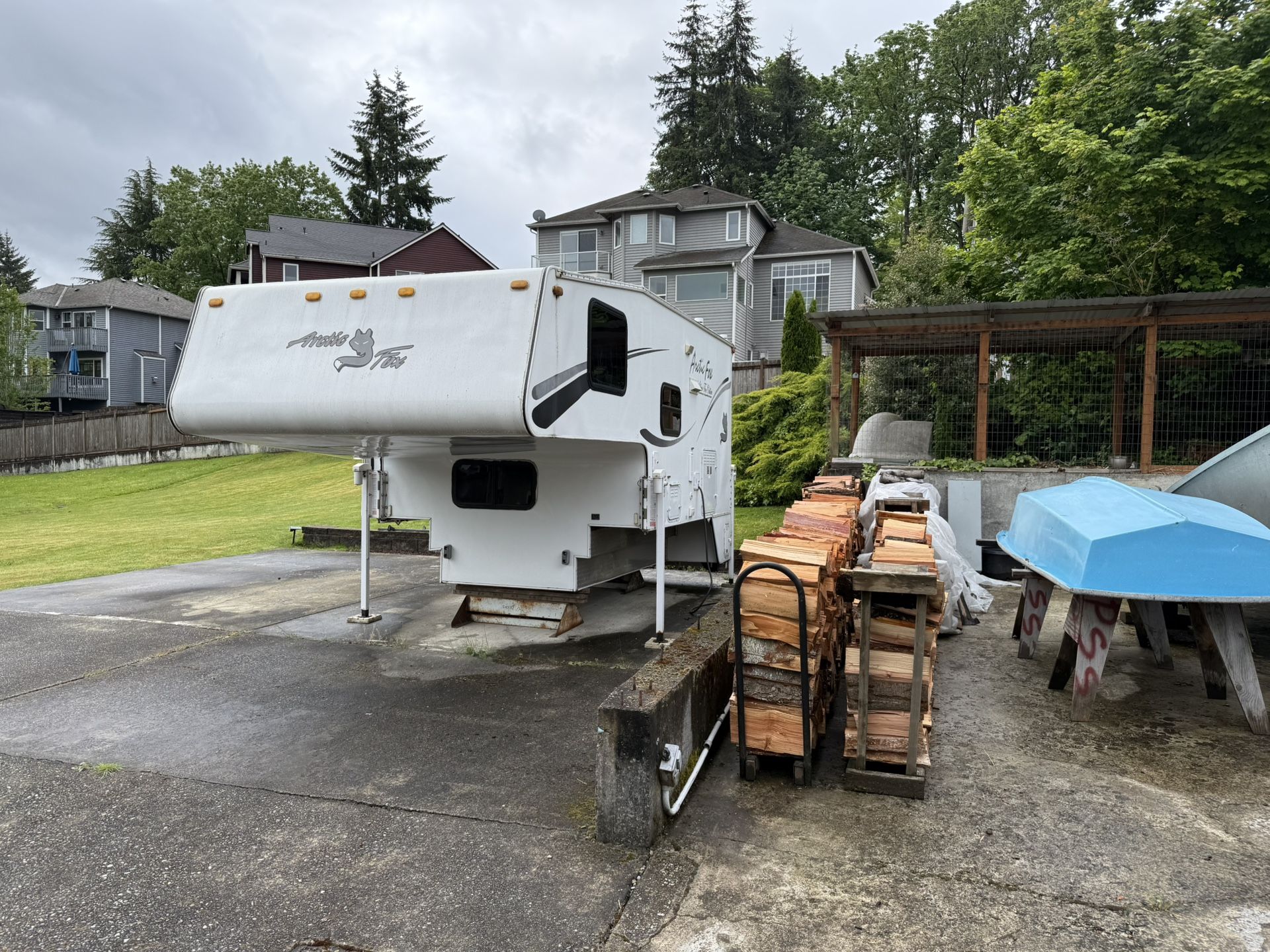 2006 Artic fox 990