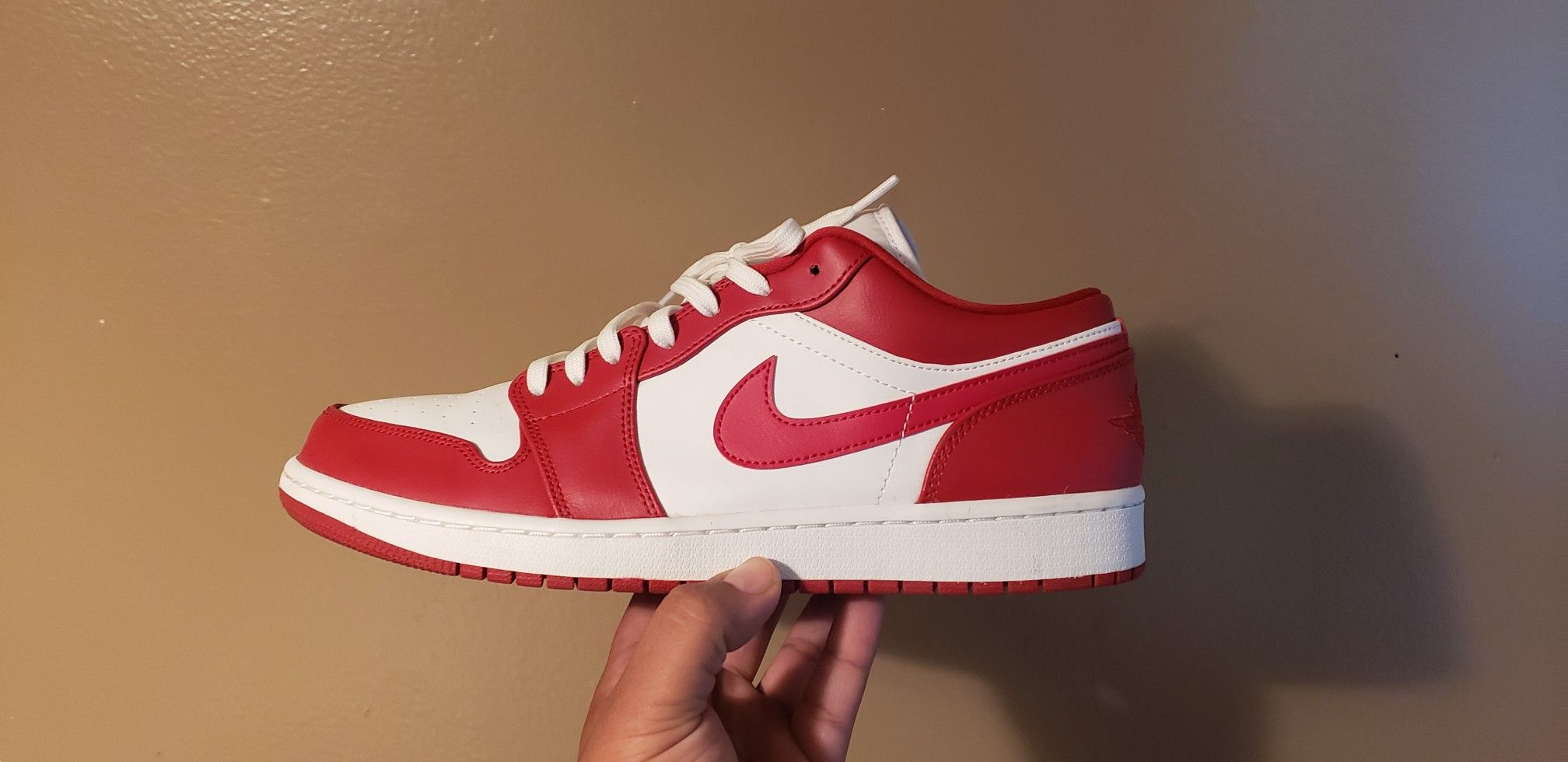 Jordan 1 Low "Gym Red"