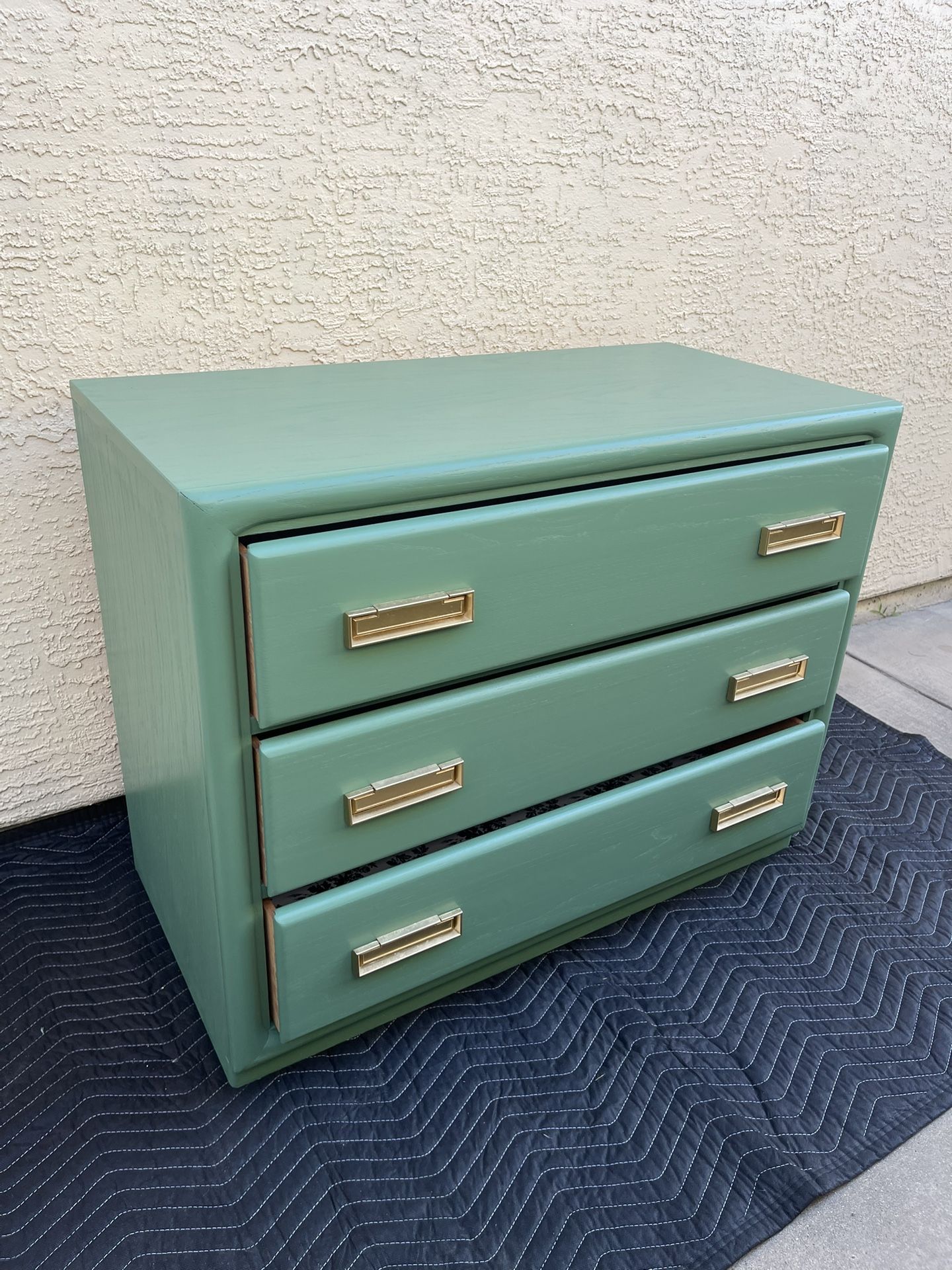 Dresser/Cajonera/Gavetero