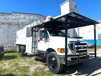 2012 Ford F-750