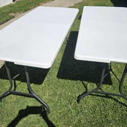 Folding Tables / Mesas