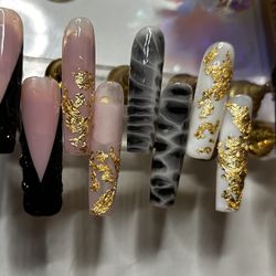 Press On Nails 