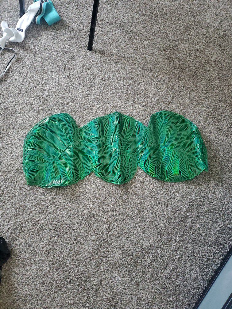  4 Monstera table Runners.Great For Party Decor 