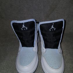 Jordan Retro 1s 