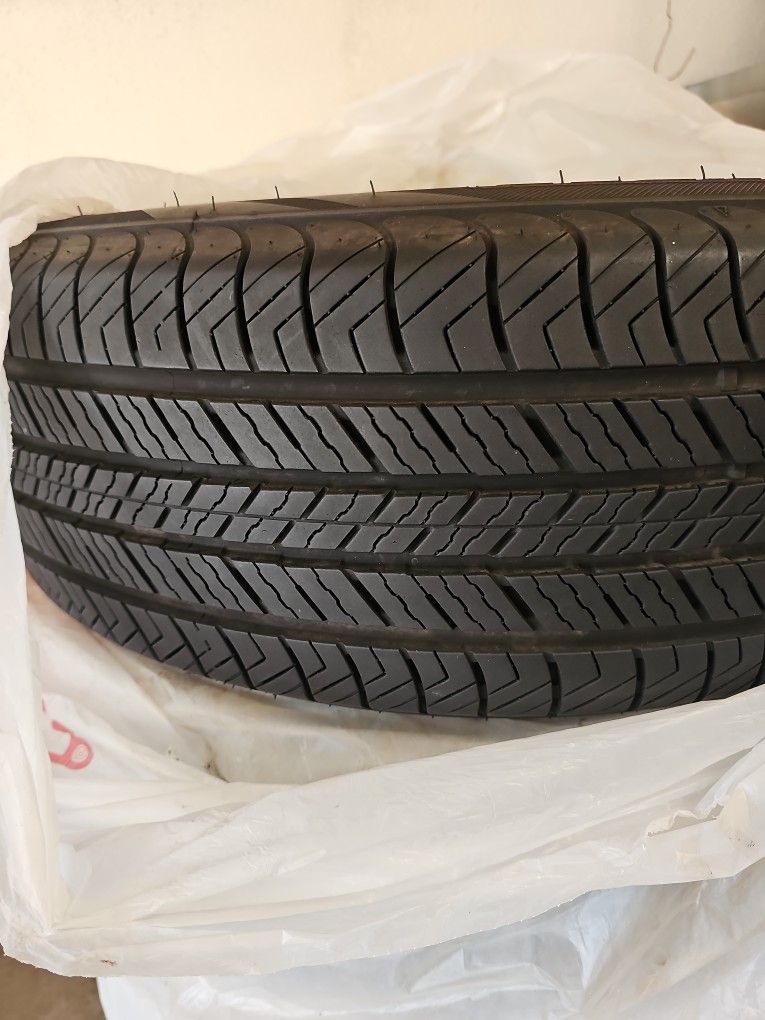 235/70R16 Tires