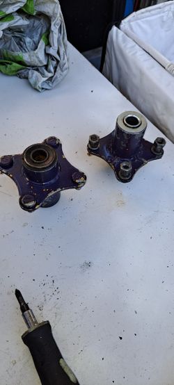 Front wheel Hub Adapter