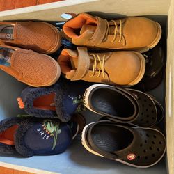 Boys shoes 