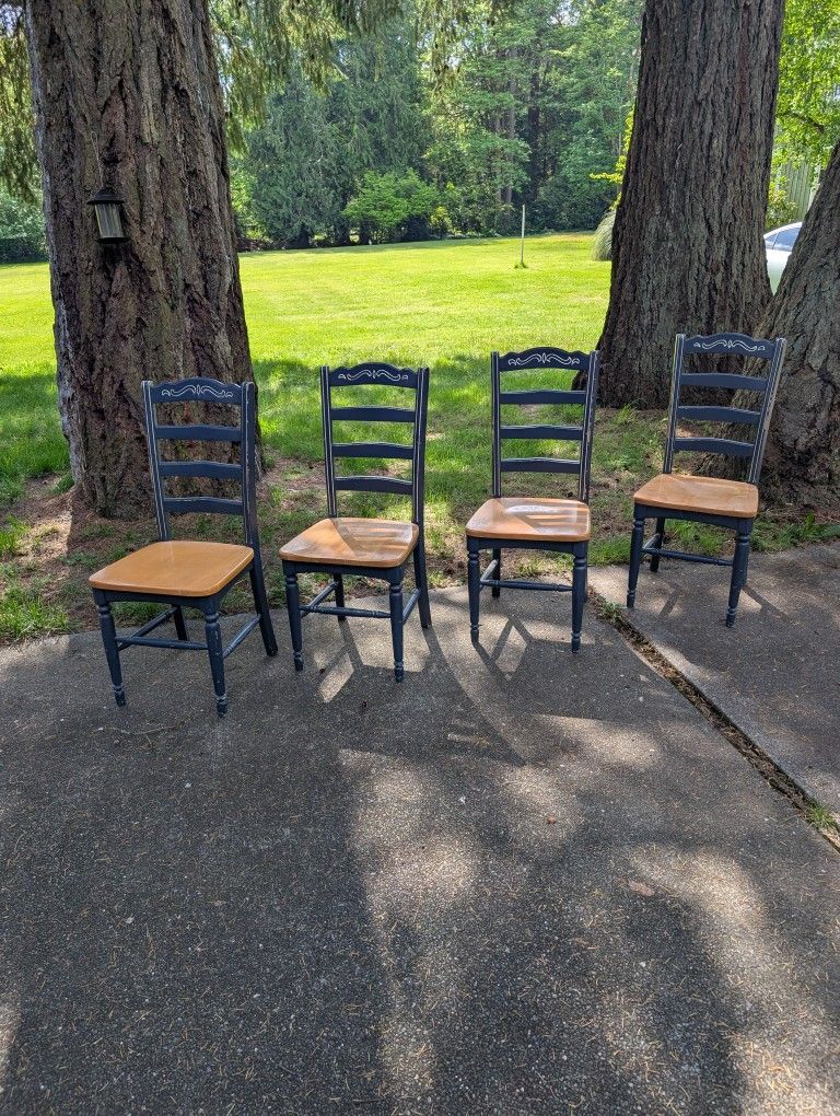 Multiple Sets Of Chairs