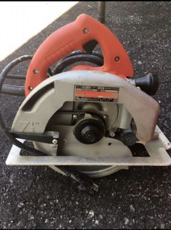 Milwaukee Heavy Duty 7 1/4 Corded Circular Saw Model 6365