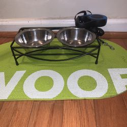 Pet Combo Feeder Lift Reachable With Leash And Rope