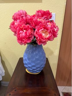 Heavy Ceramic Blue Vase & Flowers