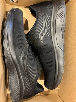 Men’s Size 10 Saucony New