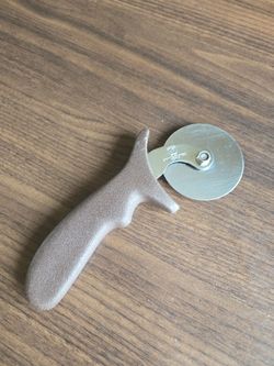 pizza 🍕 cutter slicer