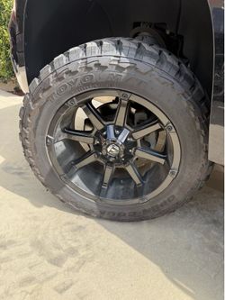Toyo open country tires