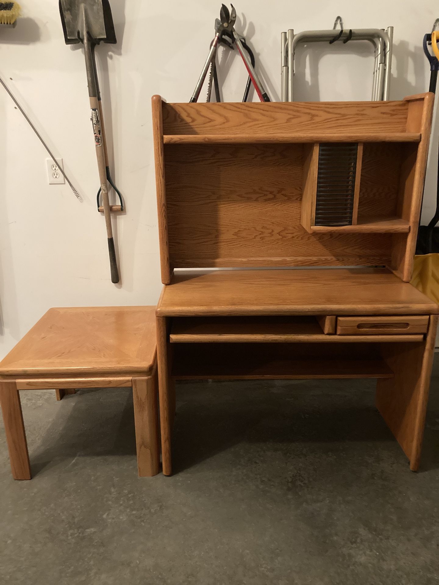 Blonde Oak Student Desk With Hutch And Side Printer Table