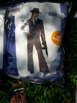 Brand new costume (gangster girl)