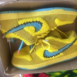 Yellow Nike Sb Dunk Low Size 11 Men
