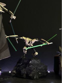 General Grievous Statue