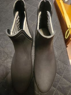 Women's boots size 38