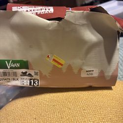 Sketchers Size 13 Sandles