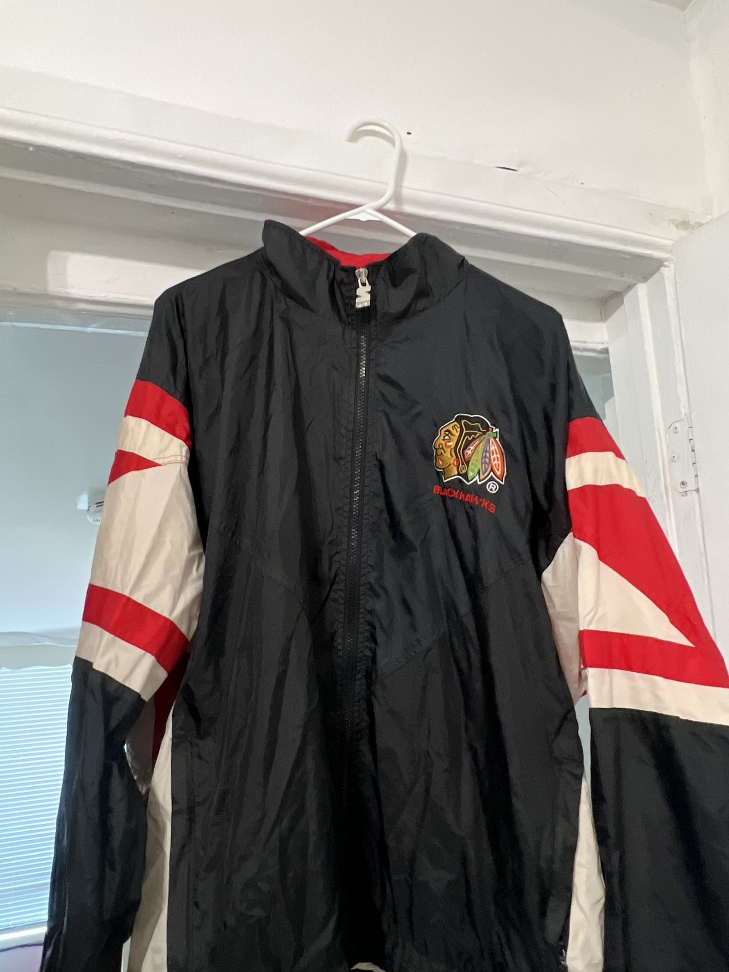 5STARTER T()$A Windbreaker