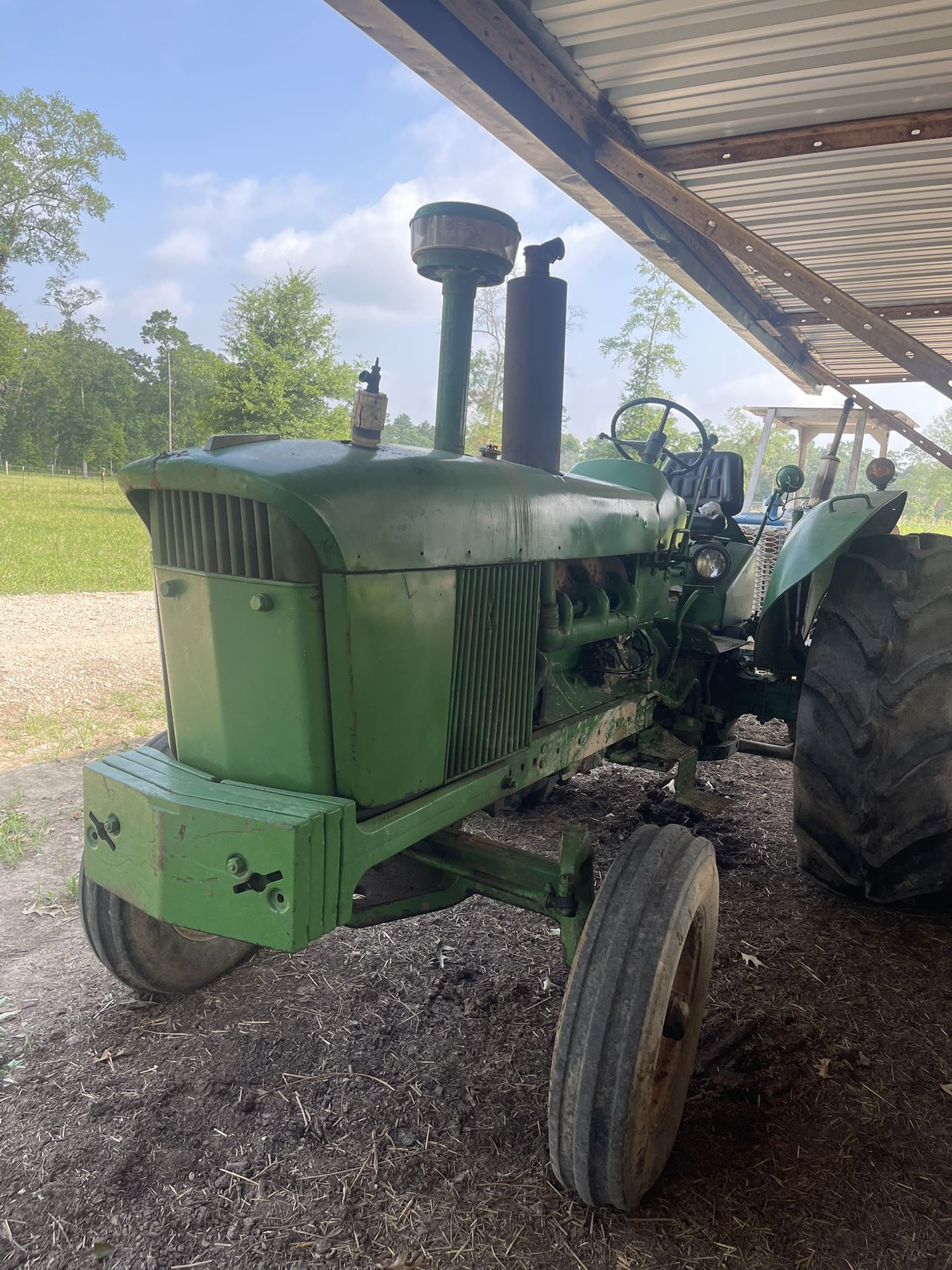 John Deere 40/20 Tractor With 6’ Brush Hog