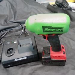 Impacto Snapon Batería,,,,Cargador ,,,,E Impacto 