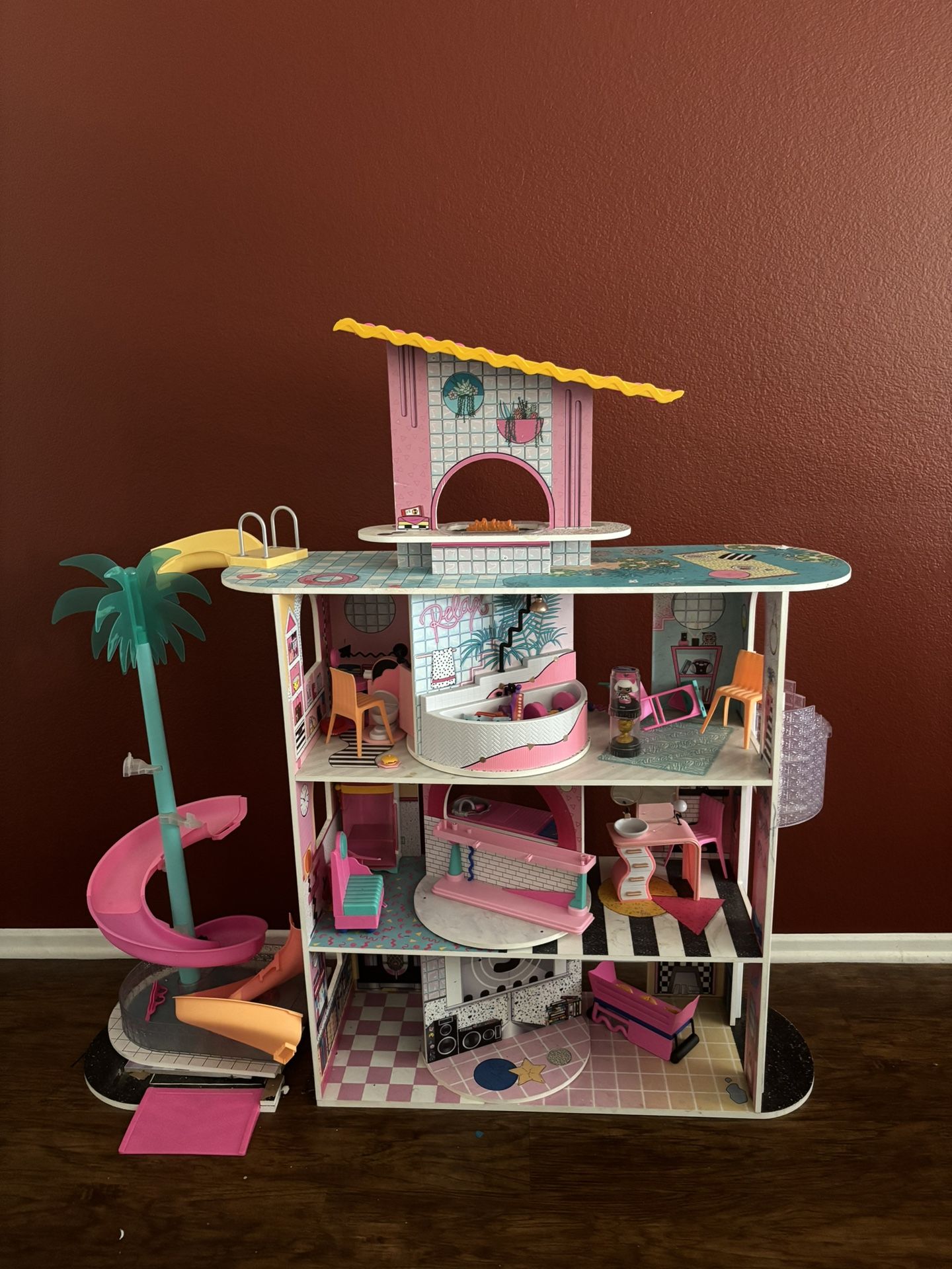 LOL DOLL MANSION HOUSE