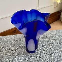 Cobalt Blue and White Ruffle Art  Glass Vase