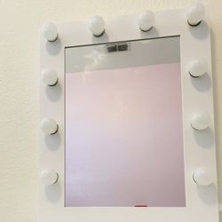 Vanity With Lights 
