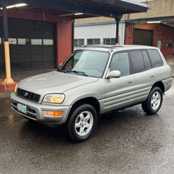 2000 Toyota RAV4
