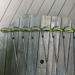Nike Slingshot 4D Iron Set 4-PW. Men’s RH