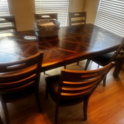 Wooden Dining Room Table 