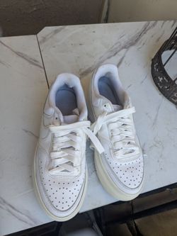 Men's Size 7 Nike Shoes