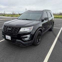 2016 Ford Explorer
