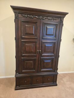 Armoire
