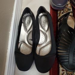 Women Shoes size 8